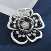 Base de Broche con un Diseño de Flor Mate de Alta Gama, Base de Broche Creativo DIY de Perlas para Ropa, Pin Versátil de Accesorio para Ropa