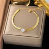 [Collar + Pulsera] Estilo Francés Ins de Lujo Accesible Cadena para Clavícula de Corazón Estilo Dulce Collar de Acero de Titanio con Borla de Corazón de Melocotón para Mujer