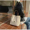 Bolsa de Lona Estilo Balde Bordada Simples Japonesa Versátil Grande Capacidade Bolsa Transversal Moda Estudantil Conveniente de Mão/Ombro