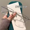 Armação de Óculos de Metal de Armação Pequena Quadrada de Temperamento Personalidade Celebridade da Internet Estilo Ins Óculos Anti-Luz Azul Feminino Doce Cool Armação de Fio Dourado