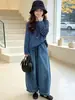 Conjunto Casual de Moda Duas Peças para Crianças Maiores no Outono: Blusa Listrada de Manga Longa Nova e Jeans de Cintura Alta para Meninas