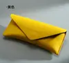 Nueva Hebilla Magnética Triangular Color Dopamina Gafas de Sol Anti-Presión Estuche de Cuero para Gafas Estuche para Lentes Ópticos Se Puede Imprimir Logo