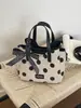 Bolso de mano de gran capacidad con lunares para mujer, nuevo bolso de hombro de moda 2026, bolso cruzado de nicho estilo coreano