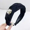 Faixa de Cabelo Trançada de Luxo, Pequena Faixa de Cabelo de Camélia Perfumada com Aba Larga, Faixa de Cabelo Versátil para Sair, Acessório de Cabeça de Alta Qualidade