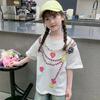 Top de manga curta para meninas, novo estilo de verão, médio e grande, camiseta de manga curta estampada solta e elegante para crianças, verão