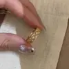 Nuevo Anillo Hueco con Estrella tipo Burst de Forma Diamante para Mujer, Diseño de Nicho, Lujo Ligero, Moda de Alta Gama, Anillo Abierto Ajustable