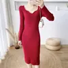 Vestido de punto elegante de longitud media hasta la rodilla, corte ajustado, estilo nuevo 2026 para mujer, Otoño/Invierno