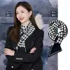 Lenço pequeno estilo ins coreano para meninas, lã tricotada para outono e inverno, aquecedor de pescoço versátil estilo coreano para estudantes, em estoque