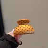 Pinza para el pelo grande y moderna para mujer, elegante y sofisticada, pinza para el pelo exquisita, pinza de tiburón simple para primavera-verano