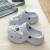 Ins Chica DulcePuntos Grandes Alas GrandesZapatos de Agujero EVA para Mujer Ropa Exterior de VeranoAumentadores de AlturaVersátilTranspirablesSandalias de Punta Cerrada