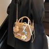 Bolsa de Palha Trançada Design de Nicho Feminina Primavera e Verão 2025 Nova Bolsa Transversal Versátil Mini Bolsa de Praia para Férias na Beira-Mar
