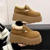 Botas de nieve para mujer estilo Birkenstock, con suela gruesa, que aumentan la altura y forro de felpa, colección otoño/invierno 2026, adecuadas para mujeres menudas, con un diseño peludo estilo mocasín.
