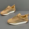 Zapatos de hombre transfronterizos primavera y verano nuevos zapatos casuales cómodos ligeros malla transpirable zapatillas zapatos forrest gump al por mayor hombres