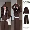 Sudadera con capucha negra, prenda exterior casual para mujer de principios de otoño, conjunto deportivo, nuevo estilo 2026, cárdigan holgado estilo americano, conjunto completo