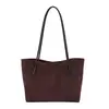 Bolsa retro casual simples para mulheres, nova bolsa de ombro estilosa com alto apelo estético, grande capacidade, moderna para passeios e para o trabalho, bolsa tote da moda