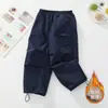 Calças de Lã para Meninos para Uso Externo Outono/Inverno 2026 Novo Estilo Calças Grossas de Lã para Meninas Soltas Grandes para Crianças