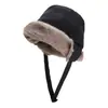 Al por mayor Nuevo Gamuza Engrosado Protección para los Oídos Sombrero Mongol para Mujer Invierno Una Gorra Múltiples Usos Cálido y a Prueba de Frío Sombrero Lei Feng