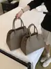 Bolso Tote de Mano con Raya Transfronteriza, Bolso de Hombro Versátil con PU de Patrón Lichi, Gran Capacidad de Moda para Viajes Diarios, Bolso Cruzado Retro para Mujer