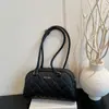 Bolso de Axila con Patrón de Diamantes 2026 para Mujer, Bolso de Mano Versátil de Alta Gama para el Trabajo con Diseño Único