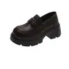 Novos Moccasins de Verão Tamanho Pequeno com Sola Grossa e Salto Bloco para Mulheres Sapatos de Couro Pequenos Retrô Versáteis Sapatos de Couro Macio Sapatos Femininos Feitos à Mão