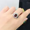 Anel de Garnet Vermelho Vinho Natural Prata de Lei S925 Incrustado com Garnet Puro Pedra Feminina Pedra Principal 7*9mm
