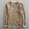 Europa y Estados Unidos primavera nueva camiseta de algodón para hombre algodón fino manga larga cuello en V falso dos capas base shirt moda-claro