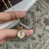 Cadena retro francesa de rosa para clavícula femenina diseño de nicho simple exquisita suave elegante dulce accesorios de alta gama