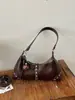 Bolsa Tote Feminina Popular Estilo Coreano para o Dia a Dia com Rebites Nova Textura Leve Luxo 2026 Vintage Chique de Ombro