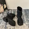 Botas curtas femininas 2026, de corte justo, botas justas de outono e inverno, lindas botas Martin, com sola grossa, marrons, estilo britânico, botas novas
