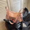 Bolsa de almofada simples e versátil 2025, nova bolsa de ombro casual estilo coreano, bolsa de trabalho de alta qualidade para uso diário e axila