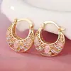 Pendientes Multicolores Estilo Étnico Cao Shi para Mujer, Exquisita Joyería Pequeña Fresca de Rosa, Joyería Popular Estilo Vacaciones en el Bosque