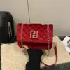 Bolsa de Mão Quadrada Pequena Fashionável Estilo Coreano para Mulheres, Nova Moda Primavera 2026 Bolsa de Ombro, Bolsa Transversal de Alto Valor