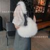 Bolso de Felpa de Nuevo Estilo Transfronterizo para Mujer, Moda Versátil, Diseño de Nicho, Bolso Bandolera de Cadena, Color Sólido, Lujo Ligero, Bolso Esponjoso