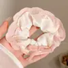 Diadema de lazo de encaje de moda, banda para el cabello extragrande estilo coreano, delicado patrón floral, perfecta para crear un peinado de moño