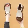 Sandalias populares de plataforma gruesa para comercio exterior transfronterizo, nuevo estilo de verano, modernas y versátiles, sandalias romanas casuales para mujer con punta abierta y diseño calado