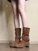 Couro macio~Botas Western de couro macio camurçado retrô de nicho para mulheres, outono e inverno, uso bidirecional, bico redondo, fivela, botas curtas