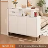 Gabinete de entrada y zapatero de madera maciza integrados para uso doméstico, nuevo gabinete de almacenamiento de doble cara para división de sala de estar, gabinete de almacenamiento estilo crema