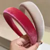 Outono e Inverno nova faixa de cabeça larga de veludo dourado com esponja, alta, cor sólida, simples, elegante, vermelho rosa, faixa de cabeça retrô francesa