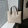 Bolso Tejido Portátil Estilo Coreano Nueva Moda Primavera y Verano 2025 Bolso Tote Cubo Simple Gran Capacidad Bolso de Mano para Viajes