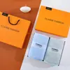 Caixa de Presente Dupla de Veludo Coral de Alta Qualidade Fábrica da Empresa Presentes de Reunião Anual Benefícios para Funcionários Lembrancinhas de Casamento Podem Ser Personalizadas com Logo
