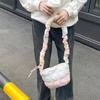 Bolsa de Ombro Plissada Nuvem Nova 2024 da Coreia do Sul Bolsa Tiracolo Gradiente Arco-Íris Bolsa Tote de Grande Capacidade