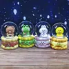 Linda habitación de flores linda mascota mini bola de cristal creativa decoración de escritorio pequeña bola de agua exquisito regalo de cumpleaños juguete venta al por mayor