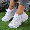 Zapatos Blancos Cómodos de Color Sólido, Transpirables, de Tendencia, para Mamá, Venta Caliente Casual 2026, Nuevo Estilo, Comercio Electrónico Transfronterizo, Versátiles
