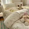 Juego Universal de Cuatro Piezas para Cama de Hilo Doble Clase A Estilo Pastoral Funda de Edredón Estampada Juego de Tres Piezas para Cama de Dormitorio de Estudiantes Sábanas
