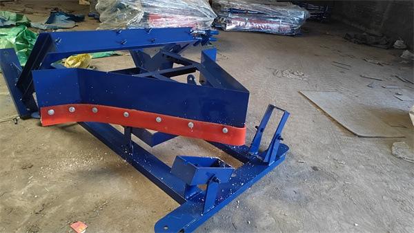电液动犁式卸料器2.jpg