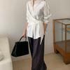 Dongdaemun 2026 Principios de Otoño Nuevo Diseño Elegante Estilo Francés Cuello Solapa Un Botón Cinturón de Corbata Camisa Adelgazante para Mujer