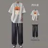 Elegante conjunto de camisa de manga corta para niños, un atuendo genial y guapo, un conjunto completo de ropa moderna de corte holgado combinado con jeans para estudiantes de secundaria.