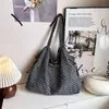 Bolso casual transfronterizo estilo coreano, nuevo bolso tote de nailon de gran capacidad, diseño clásico de lunares, versátil para otoño, bolso de hombro para mujer