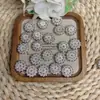 Caja de Flores Rojas Beinan Blanca Natural Accesorios de Agujero Pasante Caja Mágica Color Cobre Plateado Conservación del Color Pulsera Collar Joyería DIY