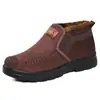 Zapatos de algodón para hombre de invierno con forro de felpa, cómodos sin cordones de gamuza, zapatos casuales de tela estilo Old Beijing, modelo marrón oscuro